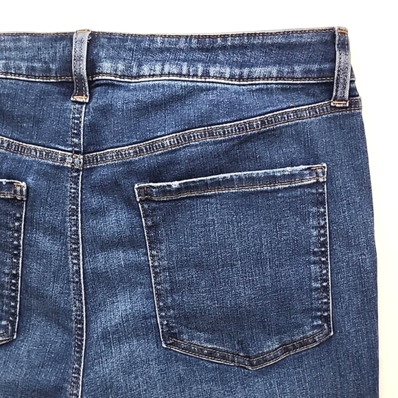Chicos Women's DefineMe Jeans Blue Denim Straight Leg Ankle Stretch Size 12R - Picture 8 of 15